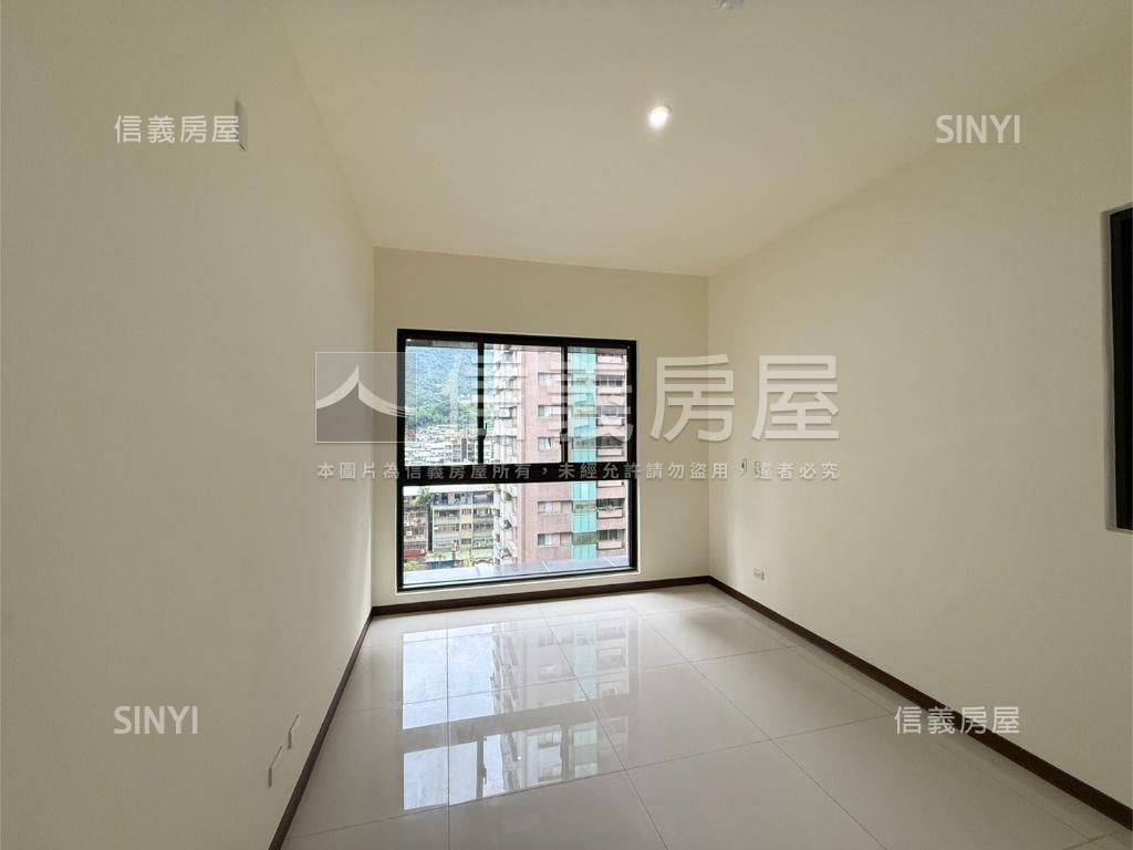 松德８８高樓景觀三房車位房屋室內格局與周邊環境