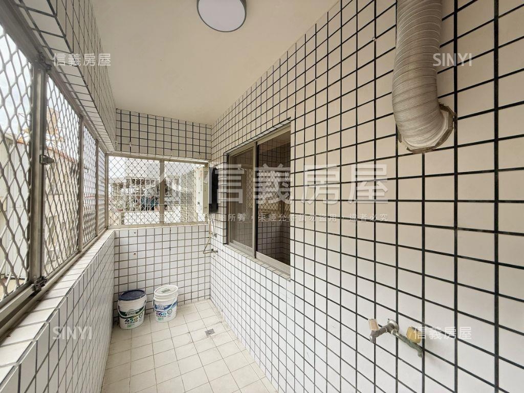 久樘開發得寶名邸附雙車位房屋室內格局與周邊環境