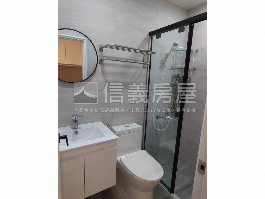 東湖國小精裝二雙兩房房屋室內格局與周邊環境