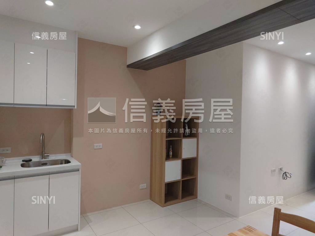 東湖國小精裝二雙兩房房屋室內格局與周邊環境