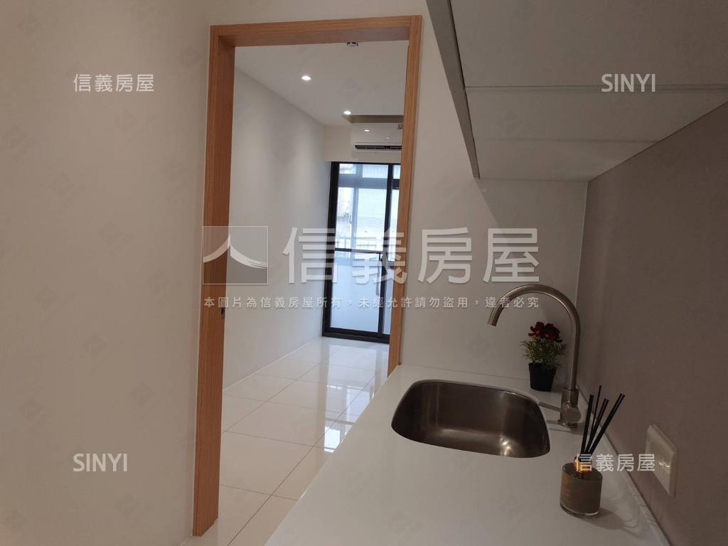 東湖國小精裝二雙兩房房屋室內格局與周邊環境