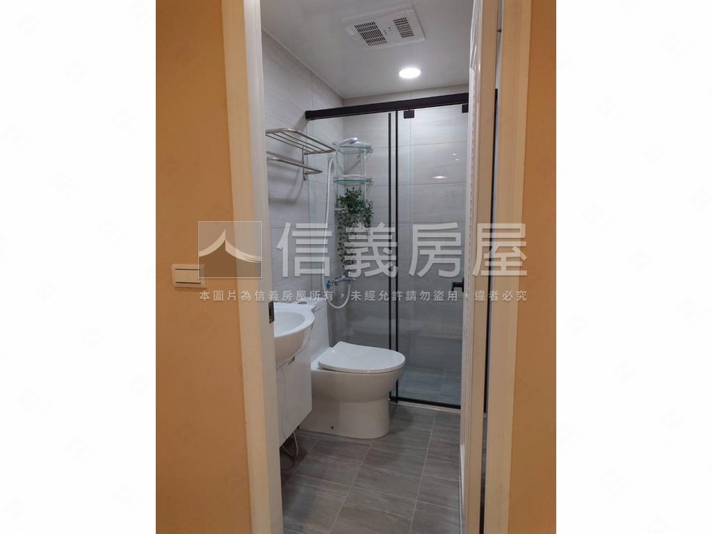 東湖國小精裝二雙兩房房屋室內格局與周邊環境