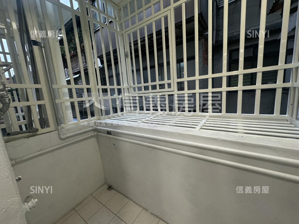 萬華武成公寓三房３樓房屋室內格局與周邊環境