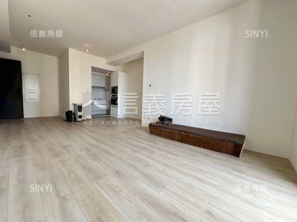 御琚三房雙車位稀有釋出房屋室內格局與周邊環境