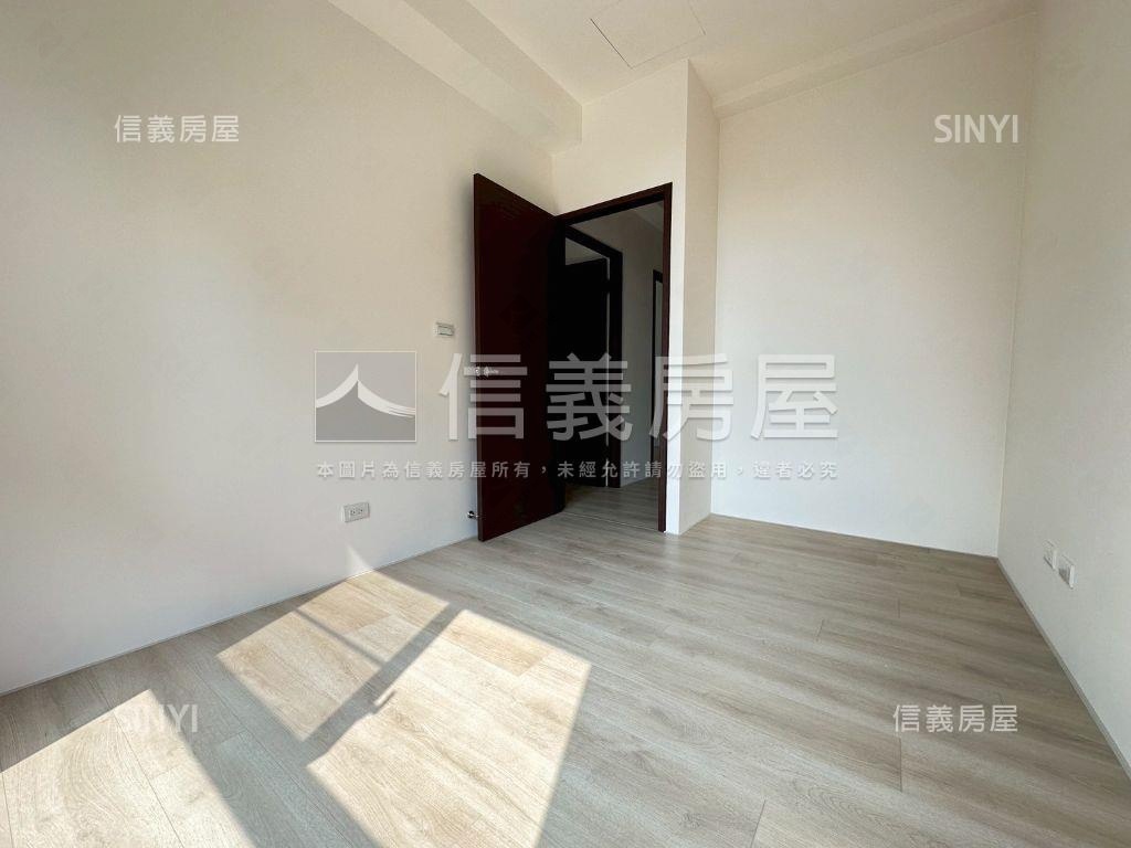 御琚三房雙車位稀有釋出房屋室內格局與周邊環境