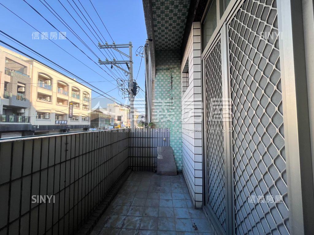 臨約２０米路精華地段店面房屋室內格局與周邊環境