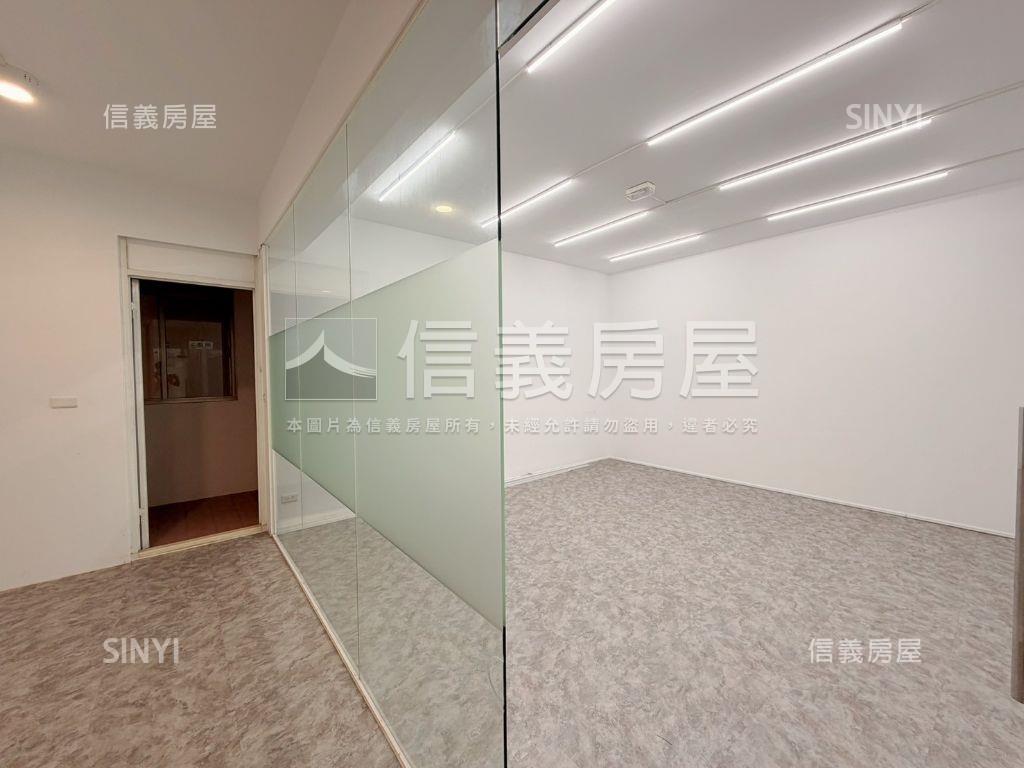 近文華高中捷運賺錢金透店房屋室內格局與周邊環境