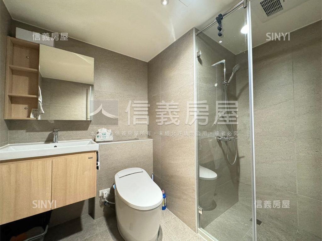 星野沐月２房車位房屋室內格局與周邊環境