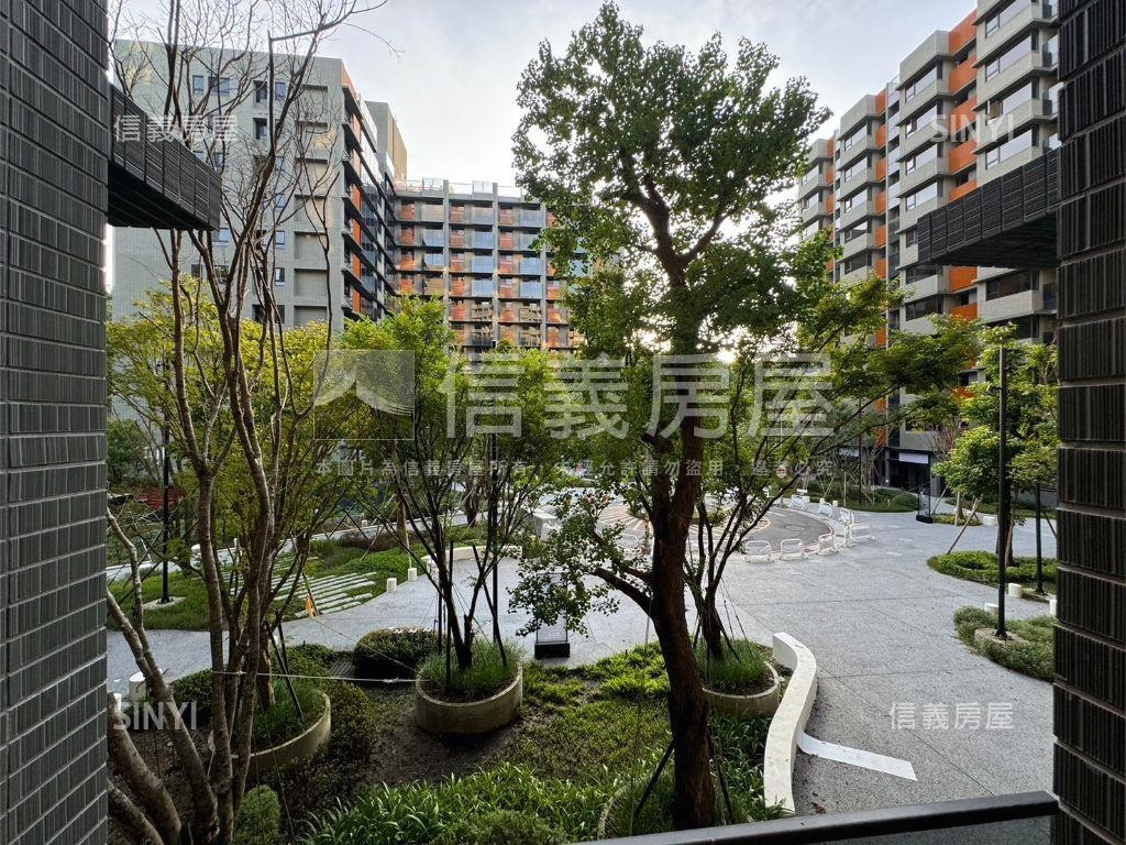 星野沐月２房車位房屋室內格局與周邊環境