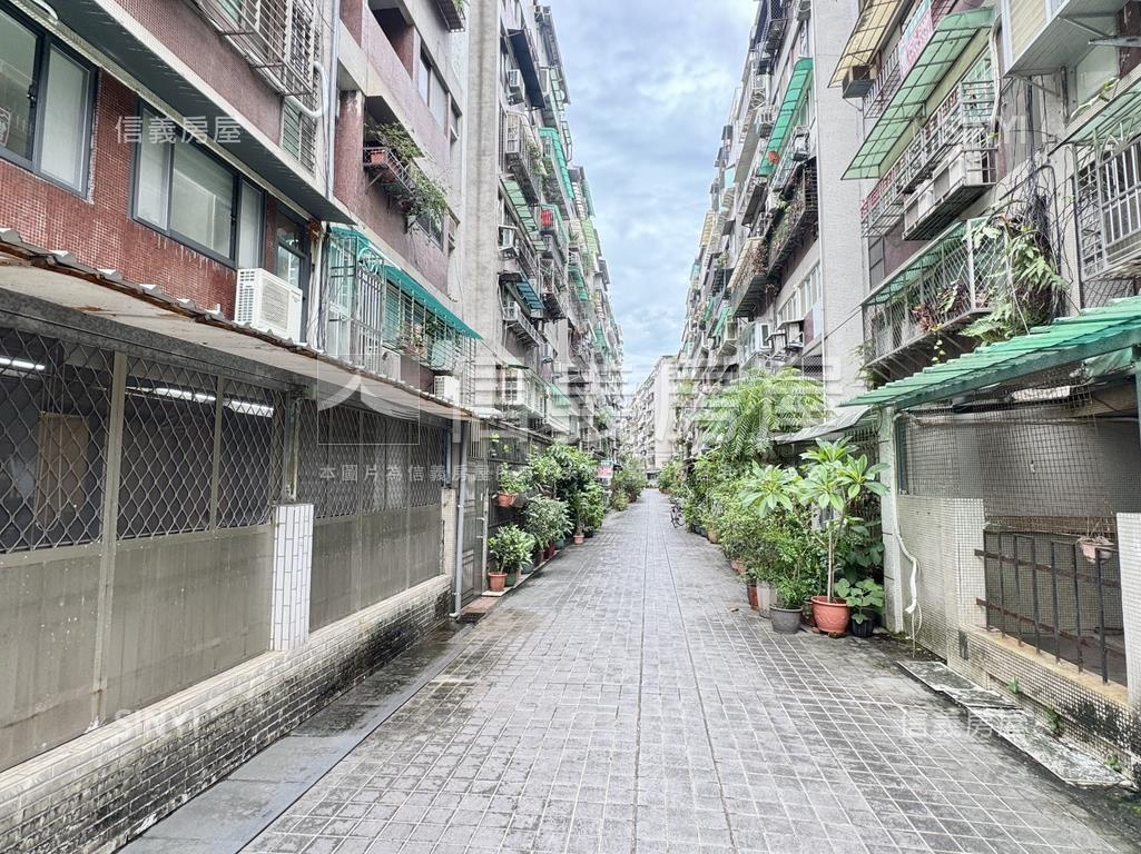 永春捷運海華三房庭院一樓房屋室內格局與周邊環境