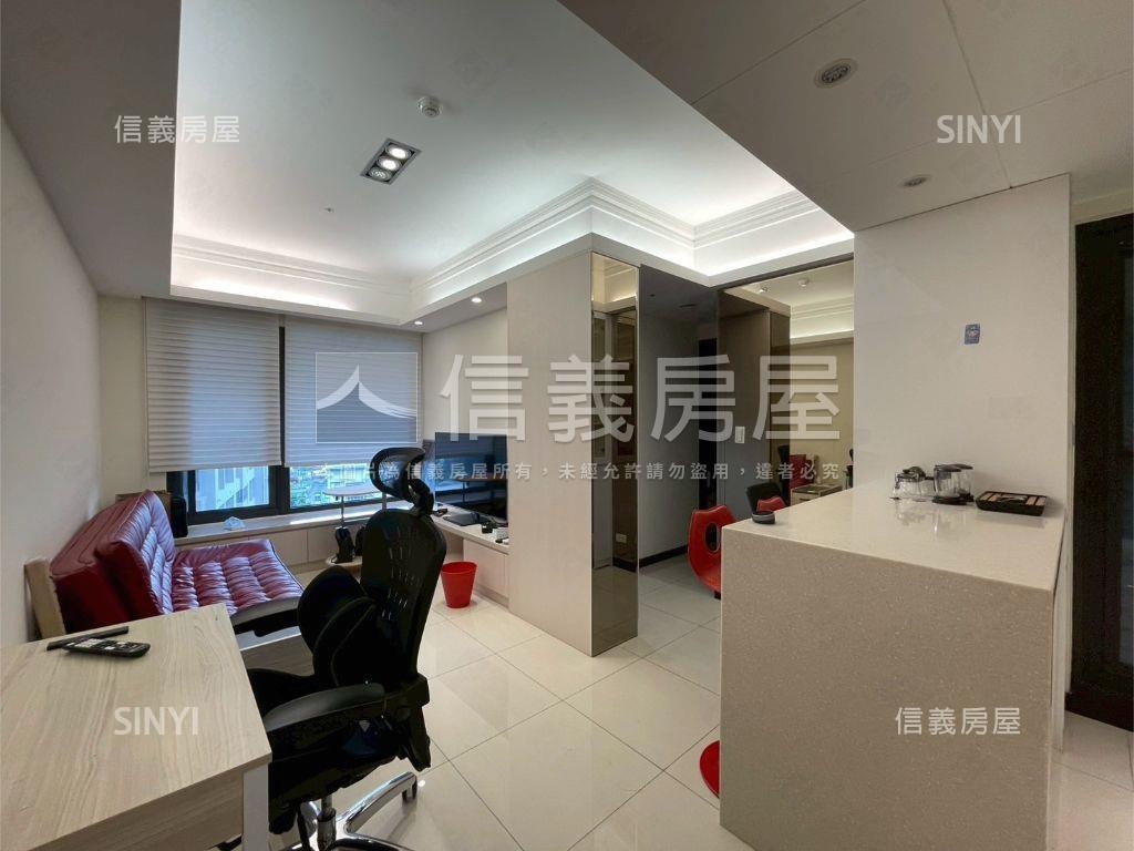 翔譽天心方正裝潢兩房房屋室內格局與周邊環境