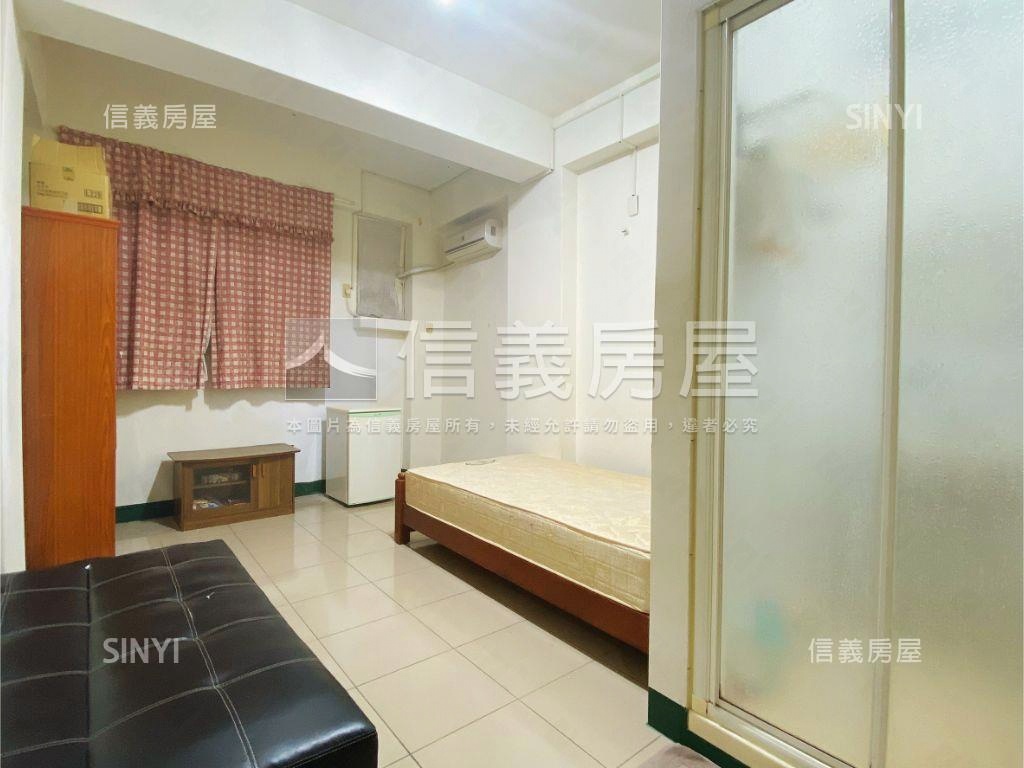 近遠百南門街雙套房房屋室內格局與周邊環境