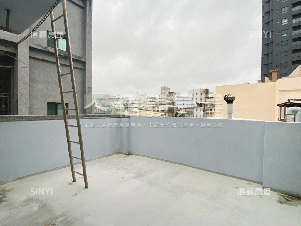 近遠百南門街雙套房房屋室內格局與周邊環境