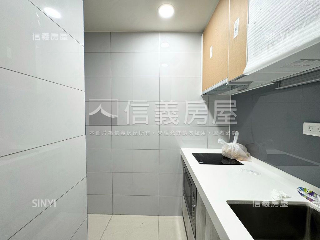 漢皇盛世次頂樓景觀戶房屋室內格局與周邊環境