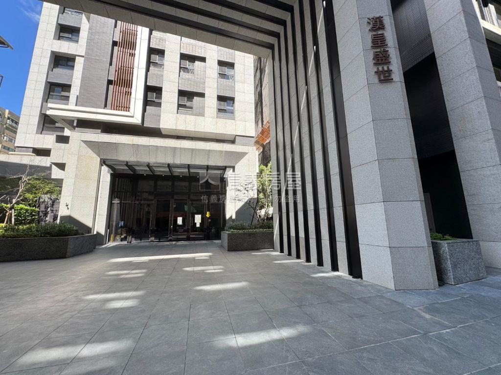 捷運永安景觀次頂樓兩房房屋室內格局與周邊環境