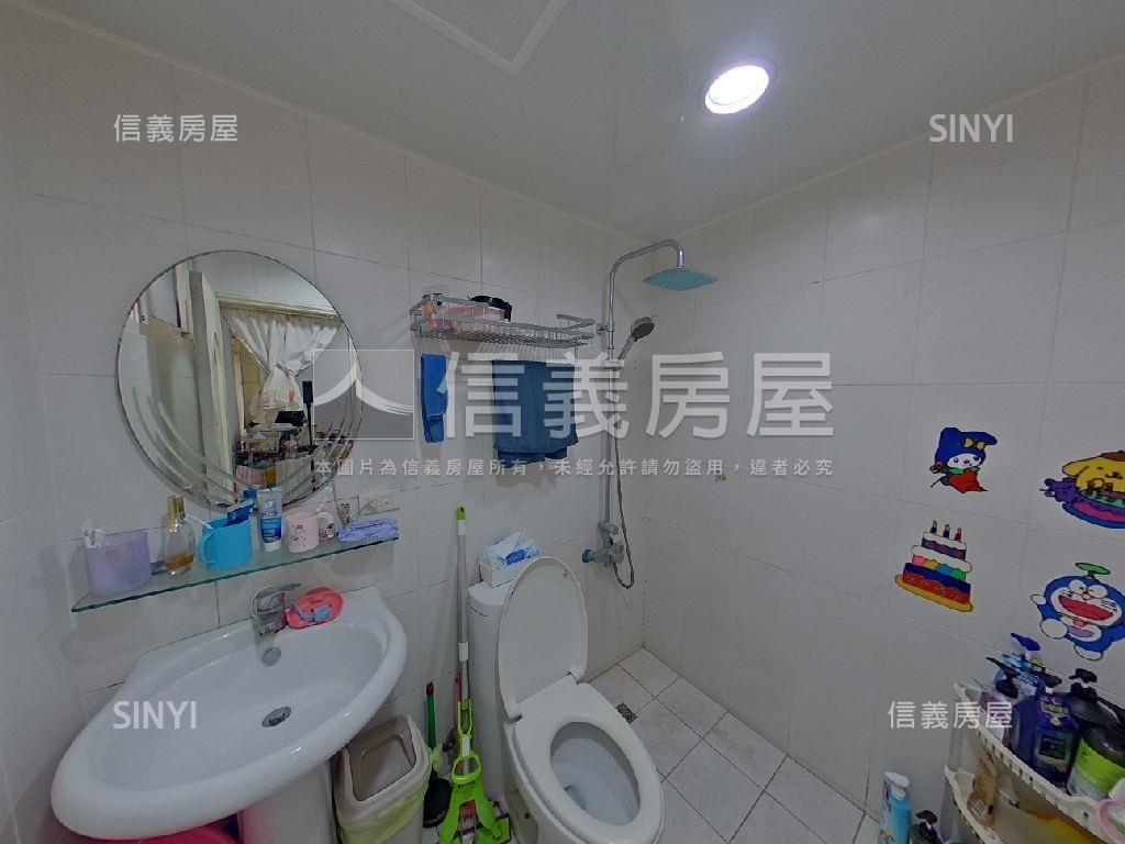 近士北科邊間方正２樓美寓房屋室內格局與周邊環境