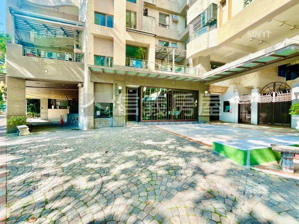 近捷運都會公園景觀大三房房屋室內格局與周邊環境