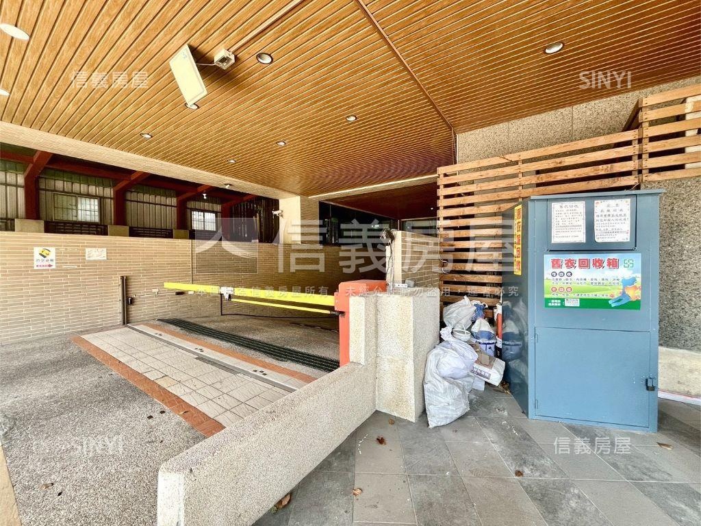 近捷運都會公園景觀大三房房屋室內格局與周邊環境