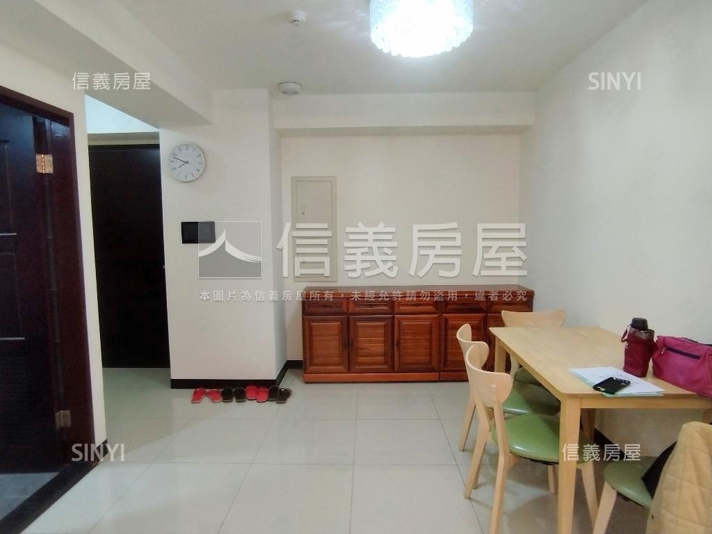 樹海美景三房車位房屋室內格局與周邊環境