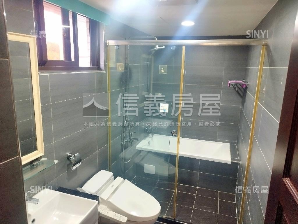 樹海美景三房車位房屋室內格局與周邊環境