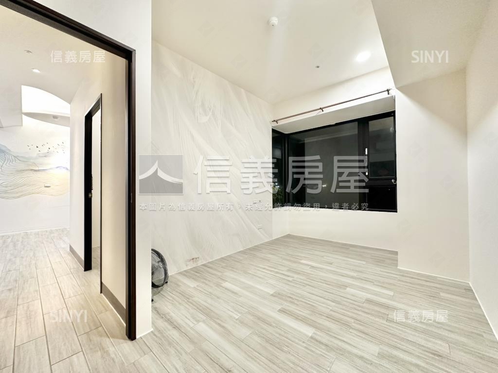 灣岸ＶＩＬＬＡ景觀３房房屋室內格局與周邊環境