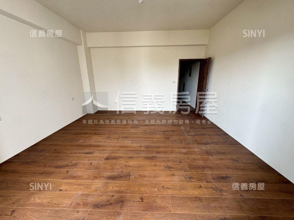 讚！全新森林花園電梯別墅房屋室內格局與周邊環境