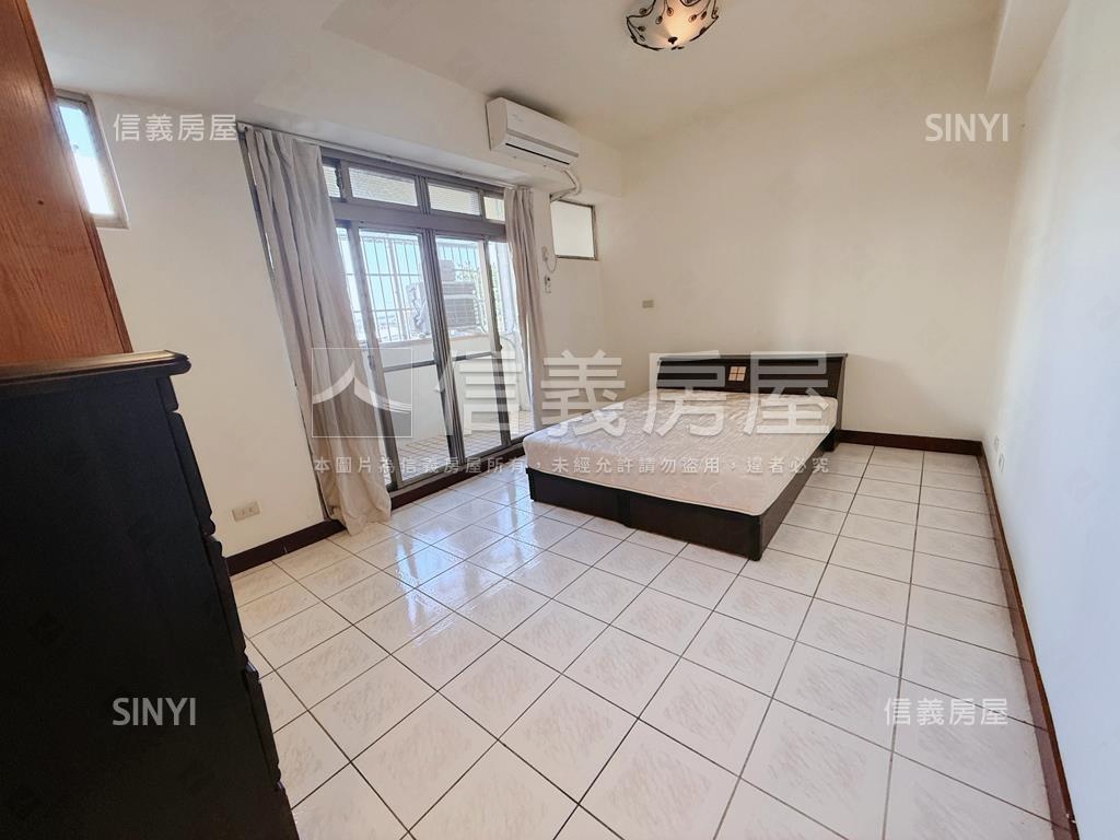 富宇新天地３房車位房屋室內格局與周邊環境