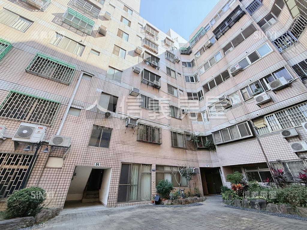 富宇新天地３房車位房屋室內格局與周邊環境