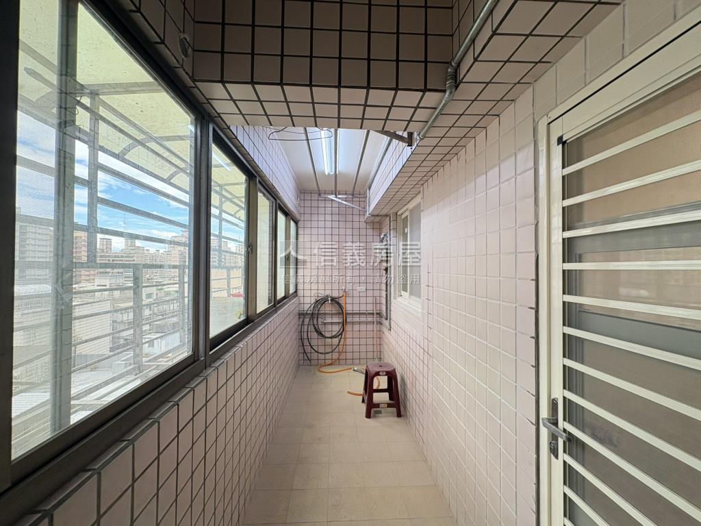 【百福園】黃金三房車位房屋室內格局與周邊環境