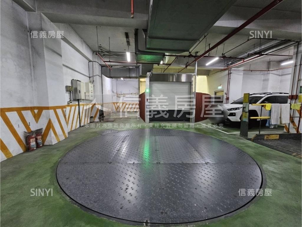 正永安路4房車位華廈房屋室內格局與周邊環境