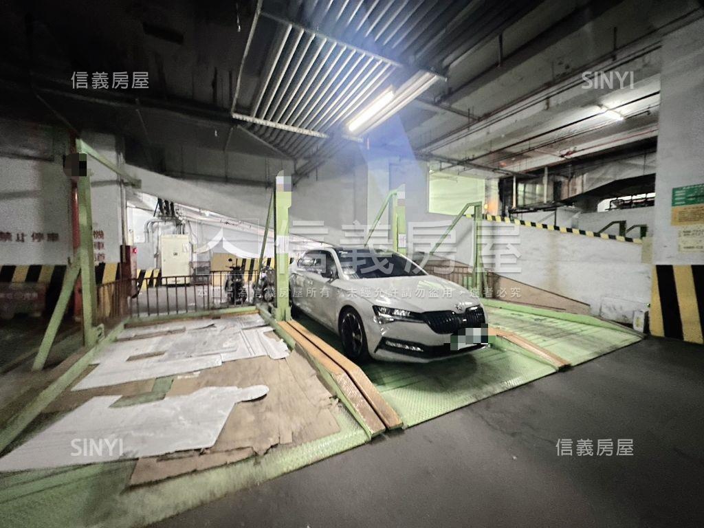 逢甲採光美屋附車位房屋室內格局與周邊環境