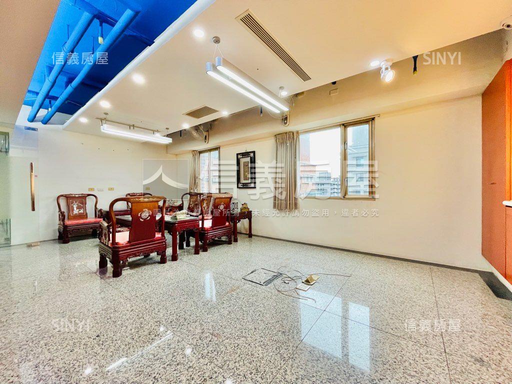 新站御庭頂級霸氣商辦房屋室內格局與周邊環境