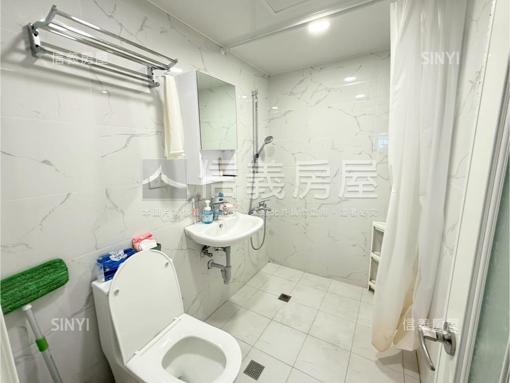 台北巴黎公園景觀三房房屋室內格局與周邊環境