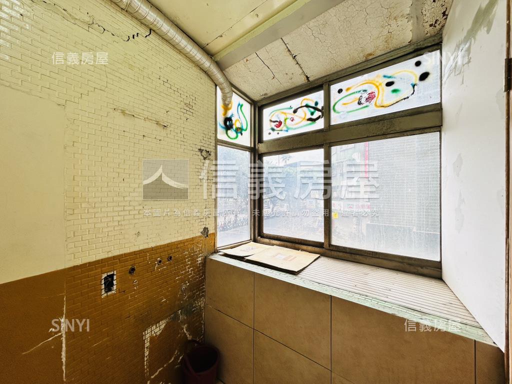 大智邊間電梯三房房屋室內格局與周邊環境