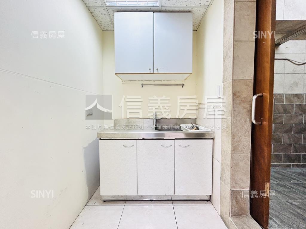 大智邊間電梯三房房屋室內格局與周邊環境