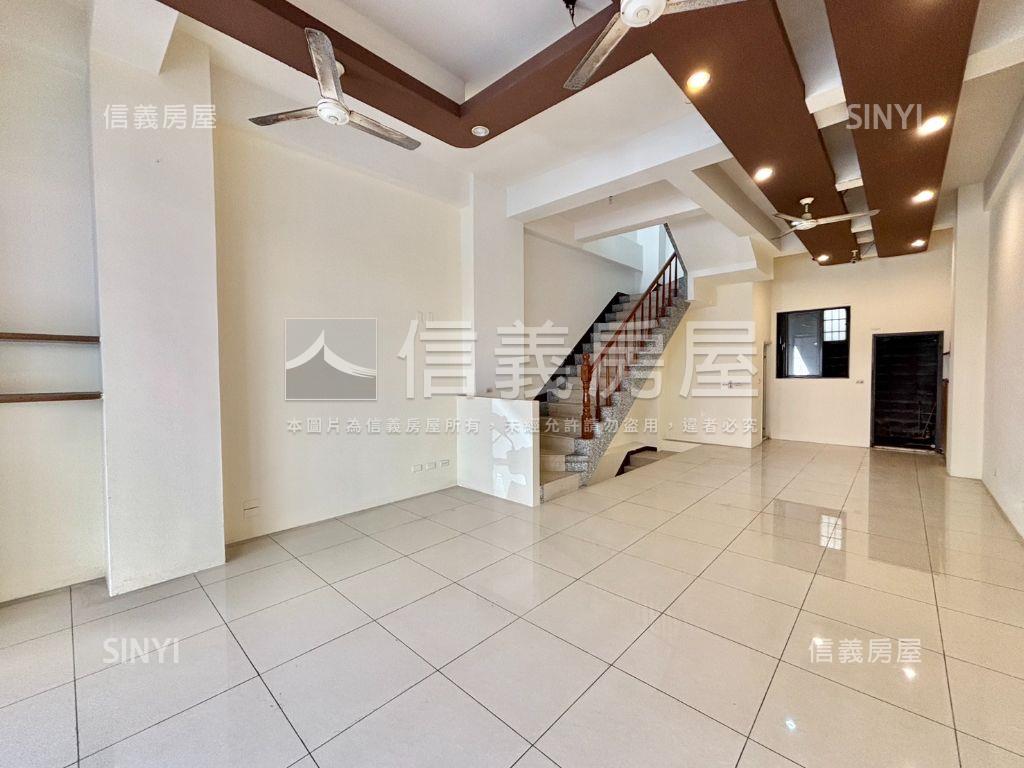 中醫商圈約５米面寬美店面房屋室內格局與周邊環境