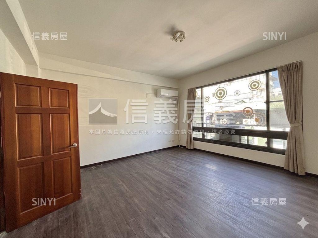 中醫商圈約５米面寬美店面房屋室內格局與周邊環境