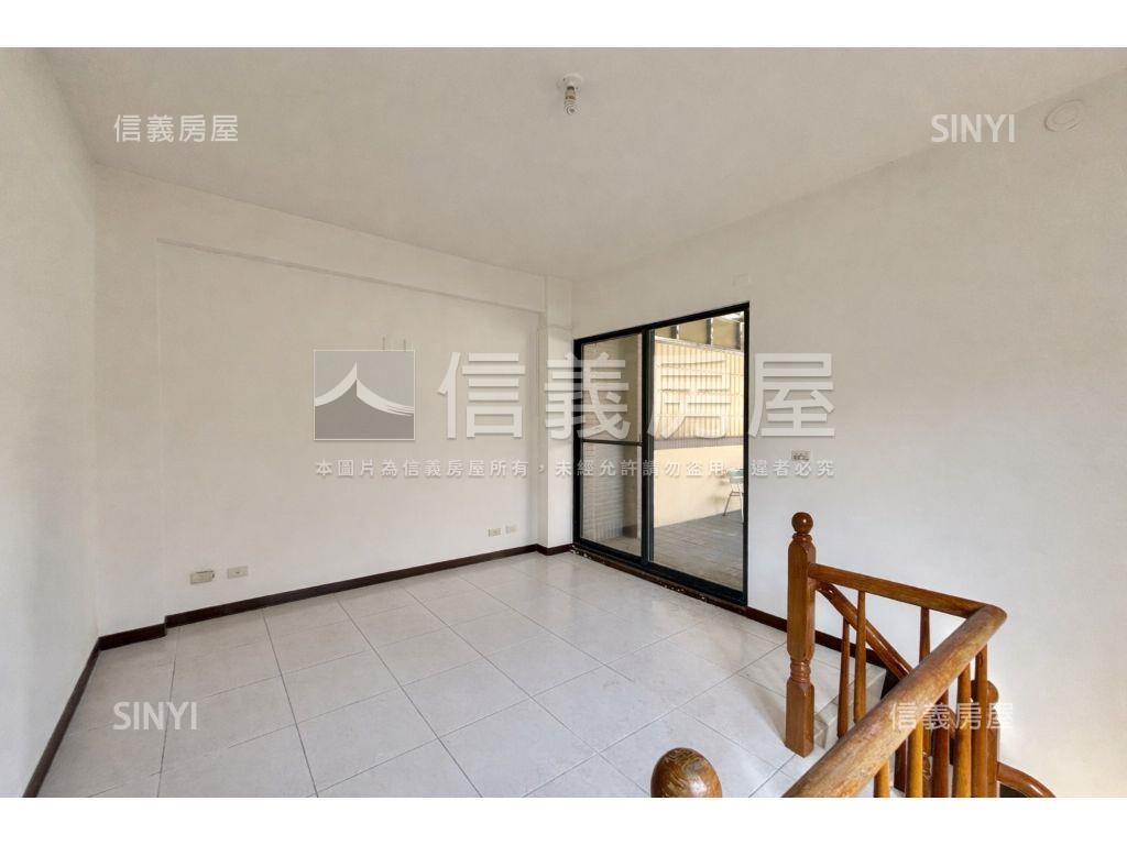 中醫商圈約５米面寬美店面房屋室內格局與周邊環境