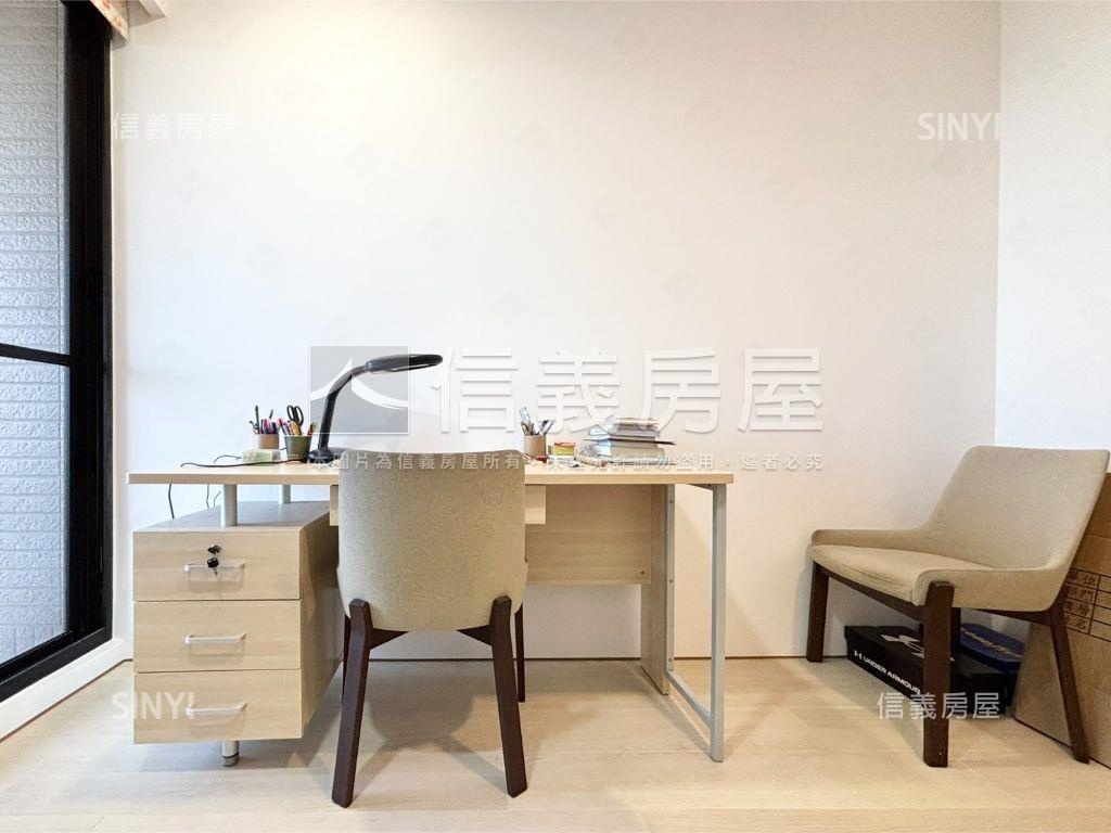 稀！時代高樓大露臺視野戶房屋室內格局與周邊環境