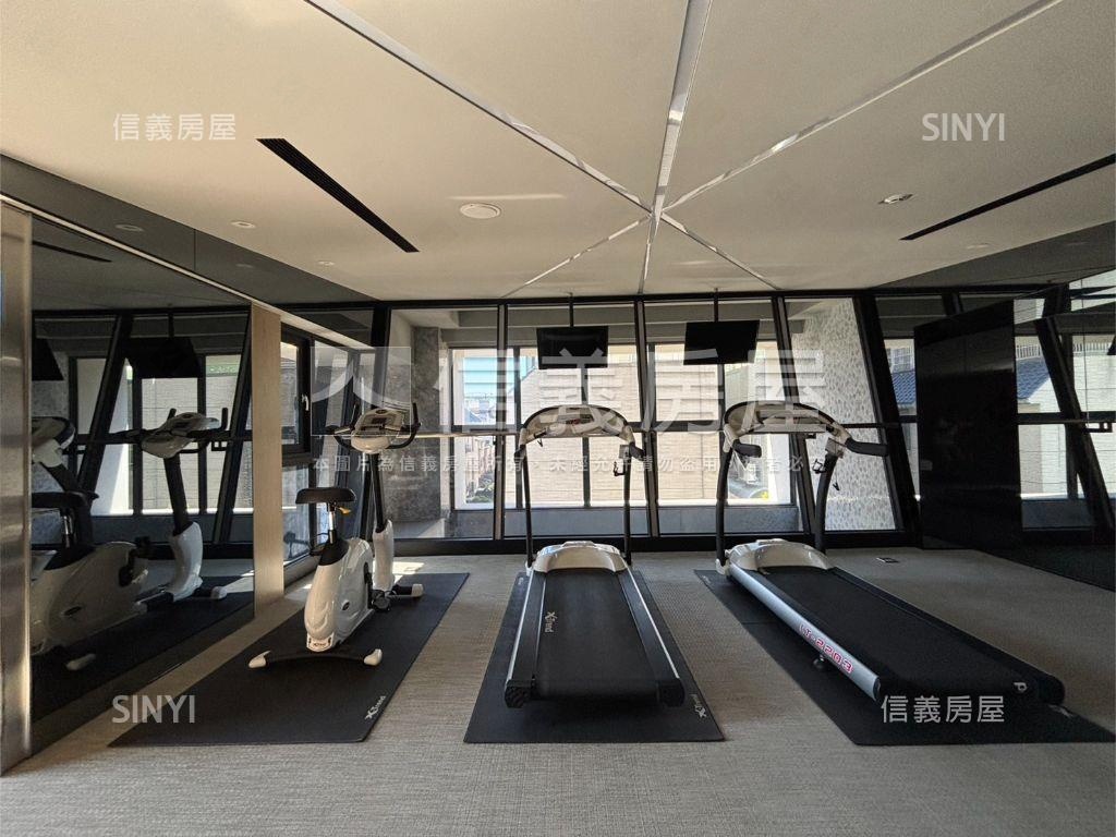 稀！時代高樓大露臺視野戶房屋室內格局與周邊環境