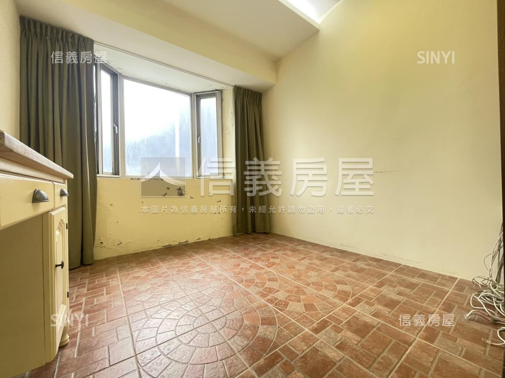 羅馬裝潢景觀大戶房屋室內格局與周邊環境