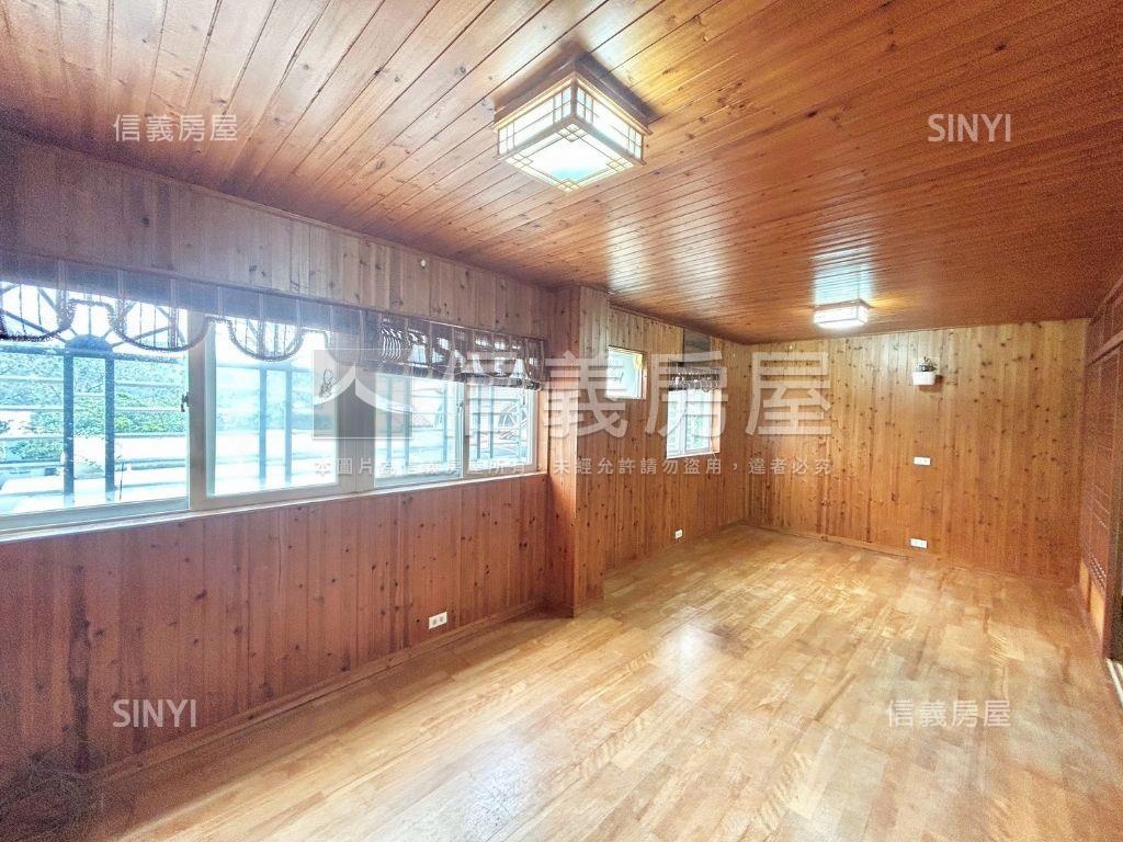 近國道頭份大地坪別墅透天房屋室內格局與周邊環境