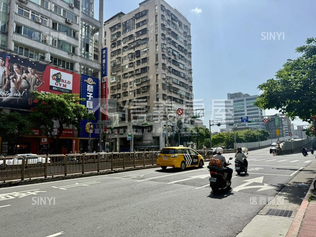 民權西路稀有黃金大店辦房屋室內格局與周邊環境
