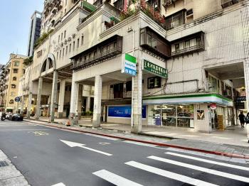 民權西路稀有黃金大店辦