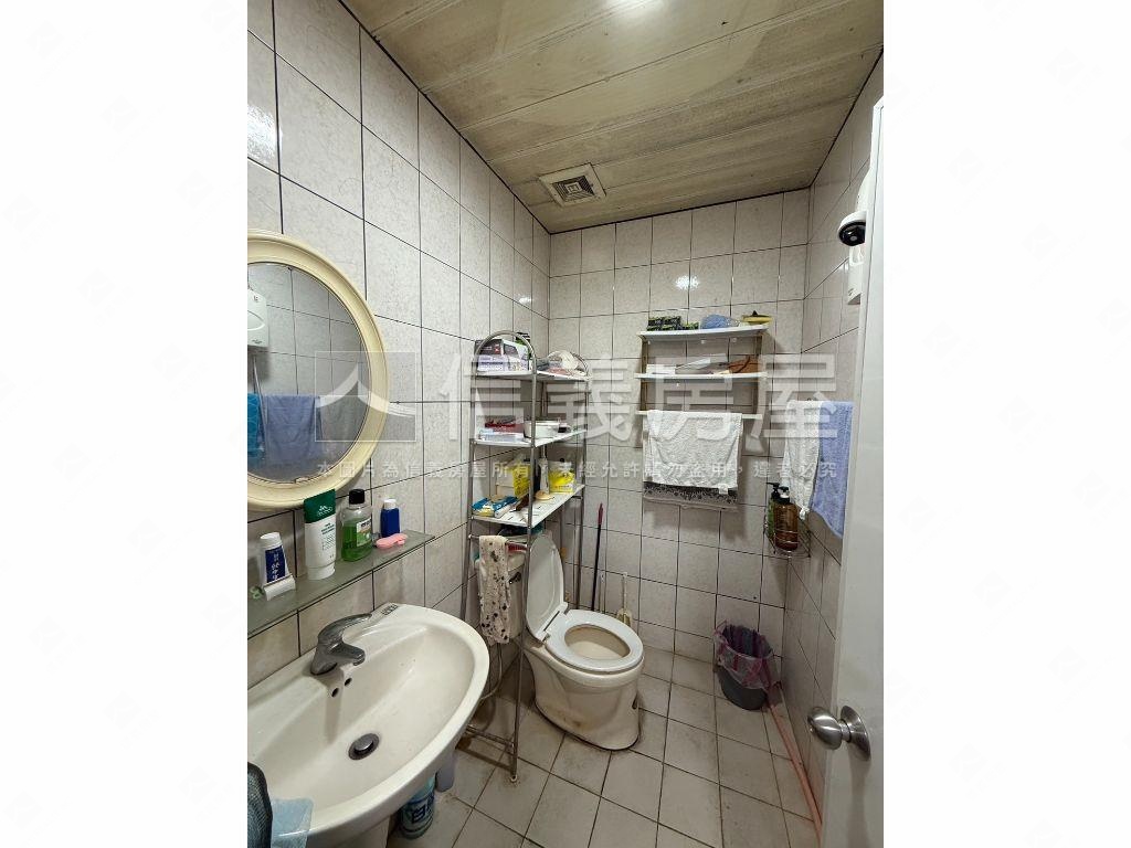 中山錦州三角窗店面半透天房屋室內格局與周邊環境