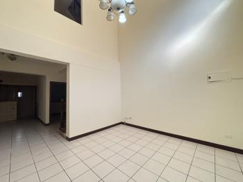 ★大雅市區臨路透天★