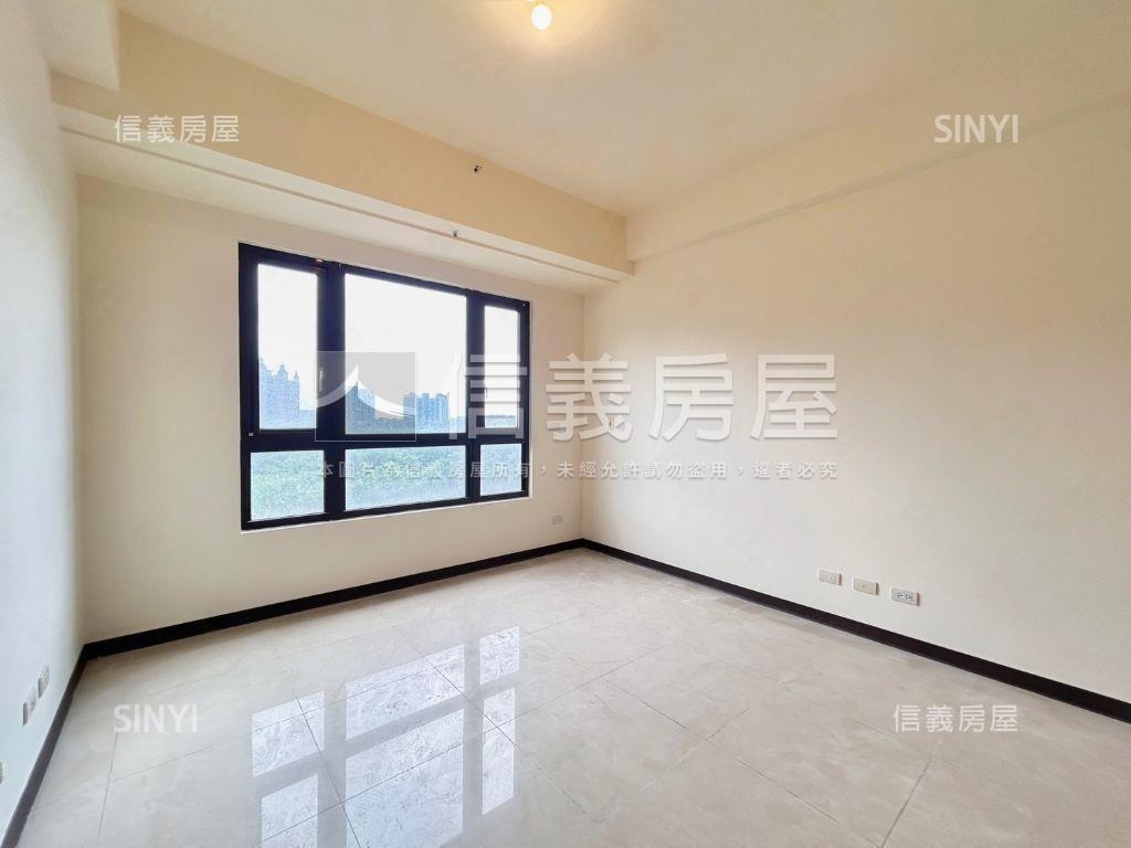 推！觀露臺名軒四房雙車位房屋室內格局與周邊環境