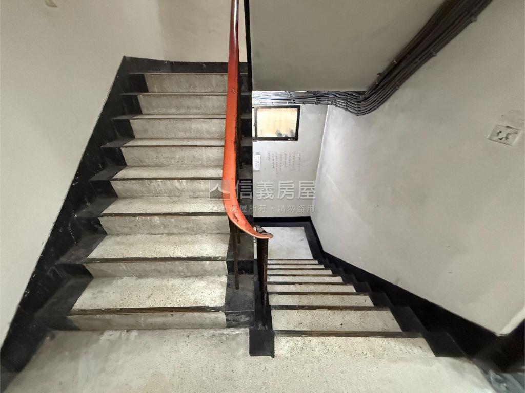 西區套房２５０萬房屋室內格局與周邊環境