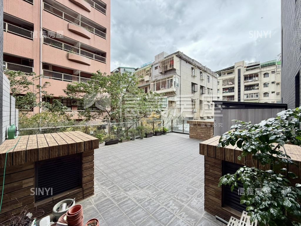 大露臺＊優質電梯邊間三房房屋室內格局與周邊環境