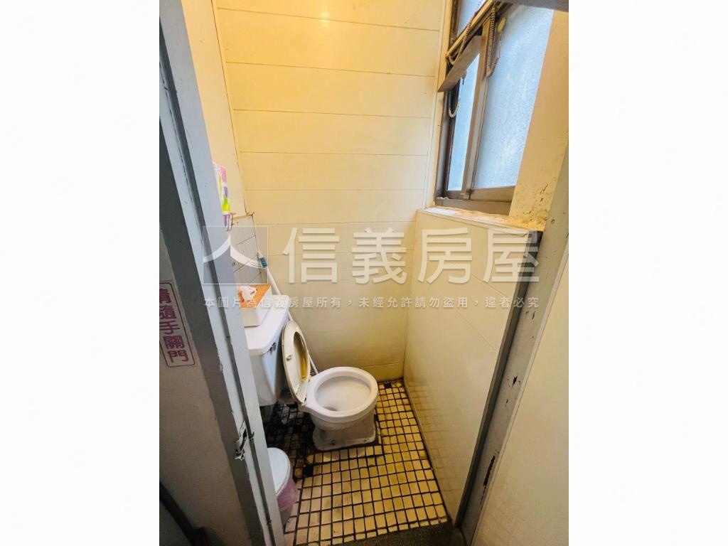 專任庭院綠蔭方正邊間一樓房屋室內格局與周邊環境